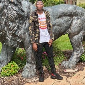 Meet your Posher, Maestro